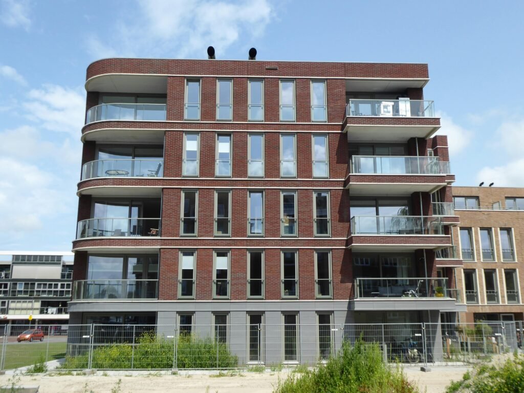 Wasserschaden in der Mietwohnung: Wer zahlt was?